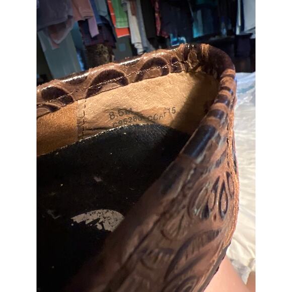 B.O.C. Peggy Brown Embossed Leather Clogs Comfort Slip On Shoes - Picture 8 of 9